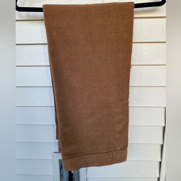 Everlane, Corduroy, Wide Leg Pant in Toasted Coconut! - Picture 7 of 10